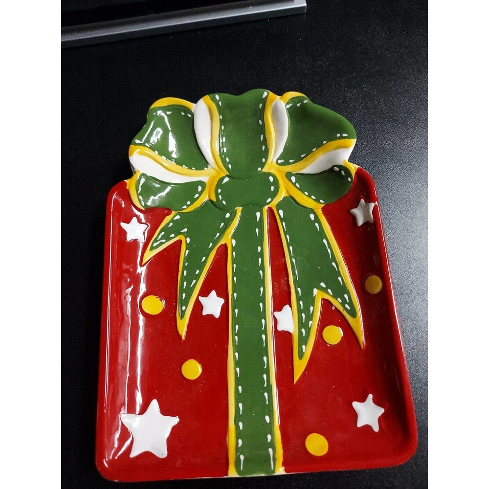 vintage ceramic christmas candy/cookie dish